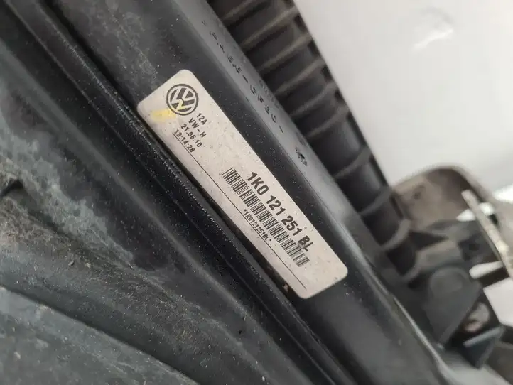 Volkswagen Caddy (2004 - 2010) 1K0820411N Комплект радиаторов охлаждения — фото 6