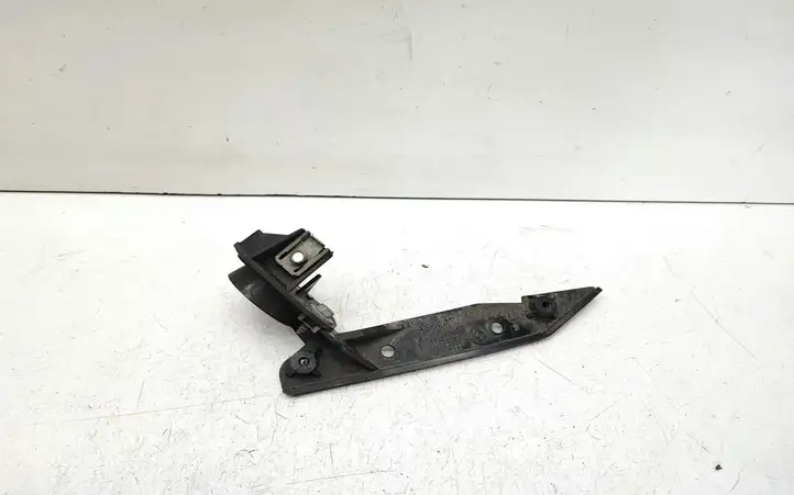 BMW 3 E90 E91 (2005 - 2012) 7058447 Кронштейн передней фары — фото 1