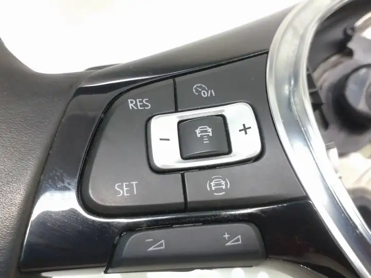 Volkswagen Tiguan (2016 - 2020) 5TA419091AN Руль — фото 2