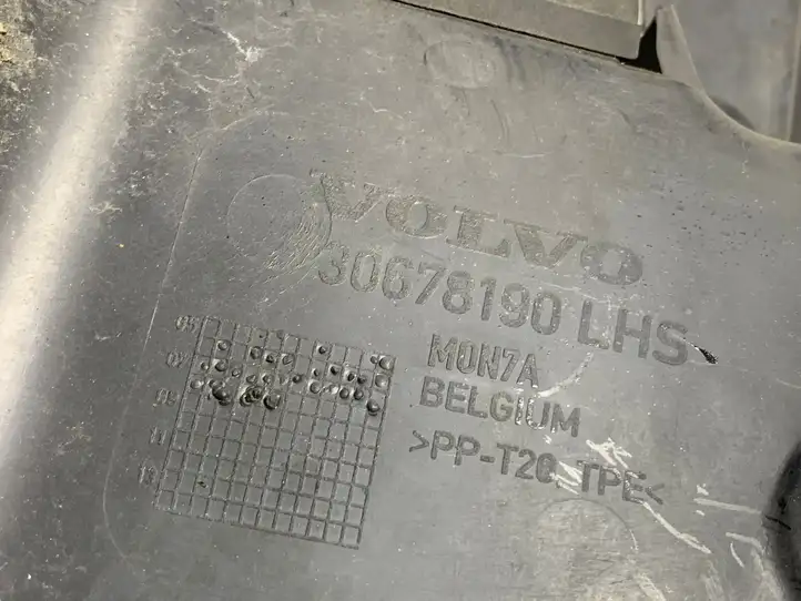 Volvo V70 (2007 - 2013) 30678190 Дефлектор воздуха — фото 2