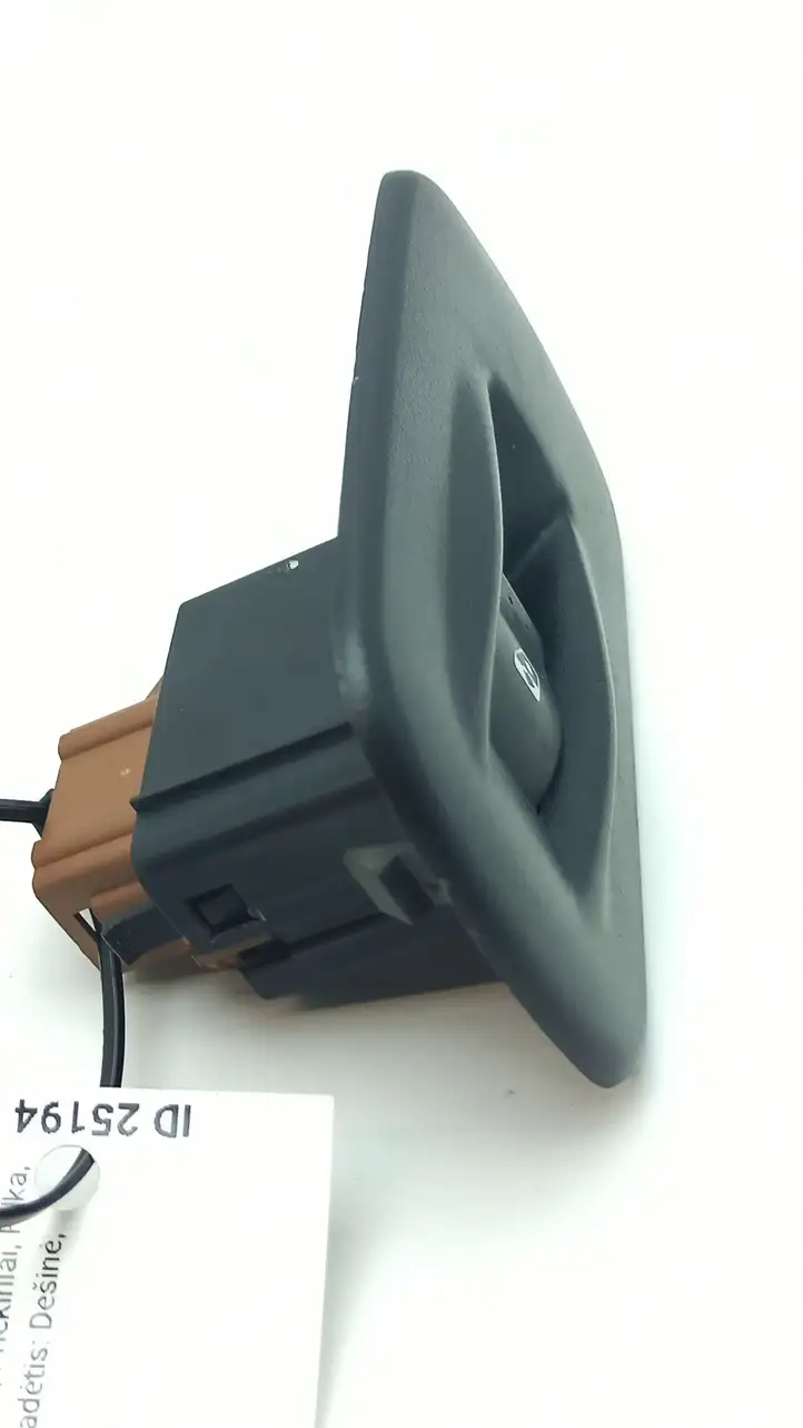 Nissan Primastar (2001 - 2014) 8200011870 Блок кнопок стеклоподъемников — фото 4