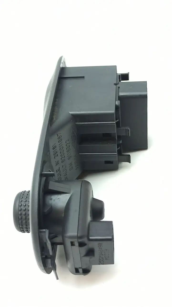 Nissan Primastar (2001 - 2014) 8200011867 Блок кнопок стеклоподъемников — фото 3