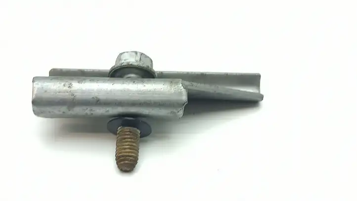 Nissan Primastar (2001 - 2014) Держатель аккумулятора — фото 1
