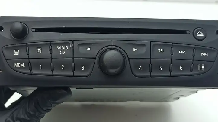 Nissan Primastar (2001 - 2014) 281158338R Магнитола / мультимедийная система — фото 3
