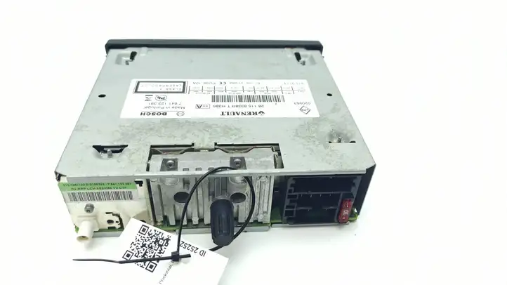 Nissan Primastar (2001 - 2014) 281158338R Магнитола / мультимедийная система — фото 12
