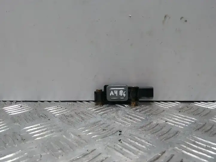 Audi A4 S4 B6 8E 8H (2000 - 2006) 8E09659643A Датчик удара SRS — фото 3