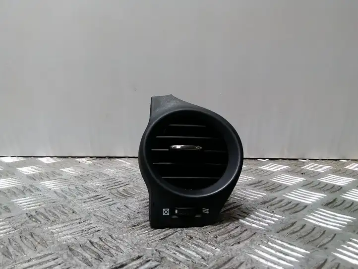 Lexus IS 220D-250-350 (2005 - 2010) 5566053031 Воздуховоды системы отопления/климатики — фото 1
