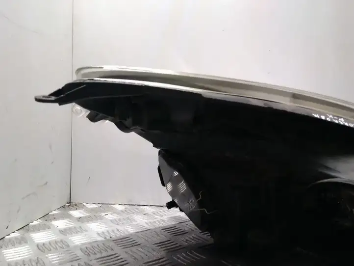 Opel Corsa D (2006 - 2010) 13186383 Передняя фара — фото 2