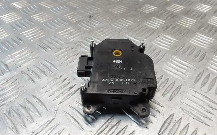 Subaru B9 Tribeca (2004 - 2007) AW0638001021 Двигатель задвижки потока воздуха — фото 2
