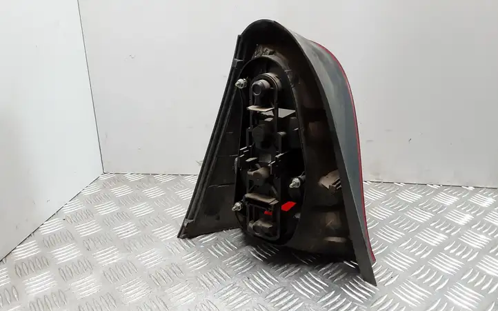 Mercedes-Benz A W168 (1997 - 2004) 1688203064R Задний фонарь в кузове — фото 2