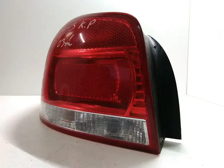 Audi A3/S3 8P (2004 - 2008) 8P0945095A Задний фонарь в кузове — фото 4