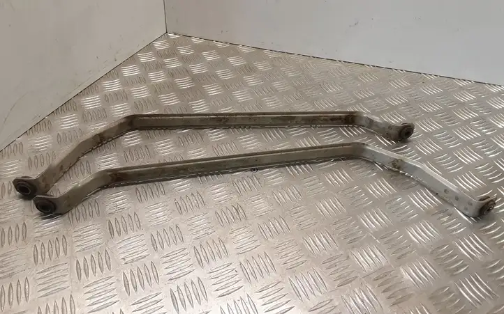 BMW 5 F10 F11 (2009 - 2016) 7053972 Кронштейн топливного бака — фото 2