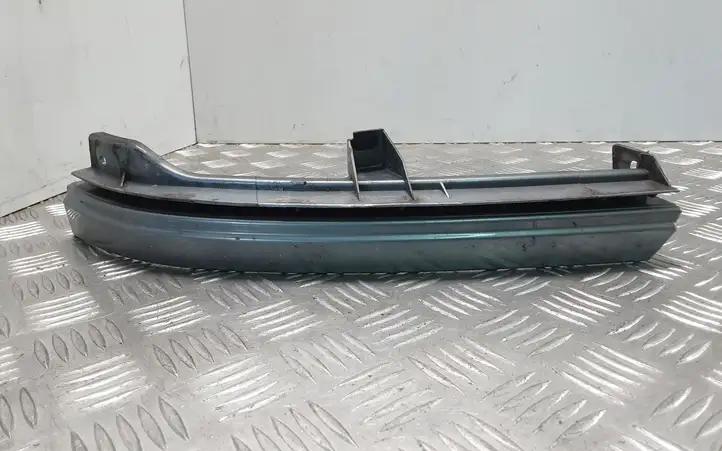 Opel Zafira A (1999 - 2003) 90580651 Окантовка фары — фото 1