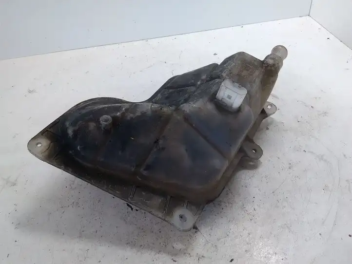 Volkswagen PASSAT B5.5 (2001 - 2005) 8D0121403L Расширительный бачок — фото 2