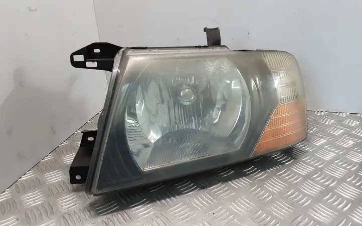 Mitsubishi Pajero (1999 - 2003) 10087419 Передняя фара — фото 4