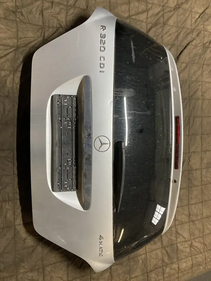 Mercedes-Benz R W251 (2005 - 2013) A2514408208 Крышка багажника — фото 1