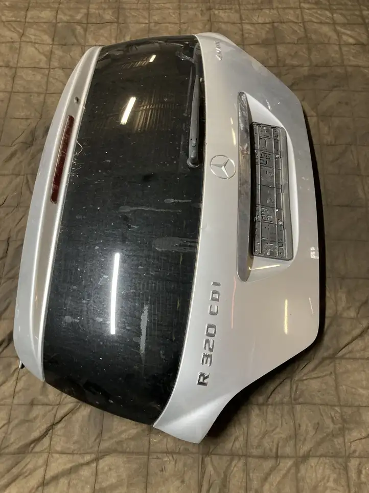 Mercedes-Benz R W251 (2005 - 2013) A2514408208 Крышка багажника — фото 7
