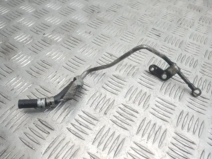 Subaru Forester SH (2008 - 2013) Трубка топливной системы — фото 2