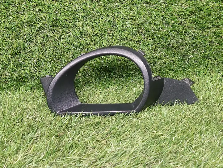 Audi Q7 (2005 - 2009)  4L0807490 Декоративная решётка противотуманной фары