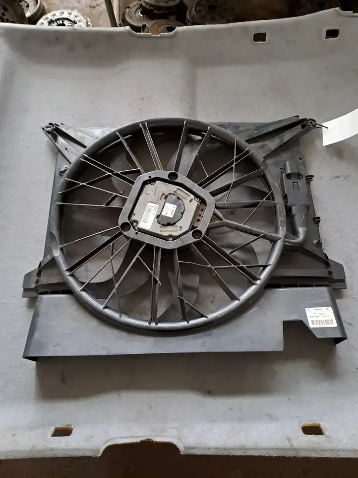 Volvo XC90 (2006 - 2014)  30749761 Электрический вентилятор радиаторов