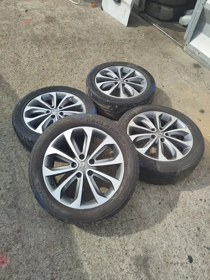 Nissan Qashqai (2010 - 2013) JD18A Легкосплавный колесный диск R18 — фото 1