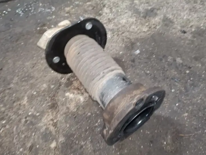 Dodge Durango    Передняя защита опоры амортизатора