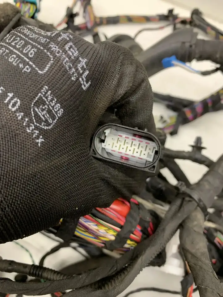 BMW X5 F15   CJ22441606864 Проводка панели