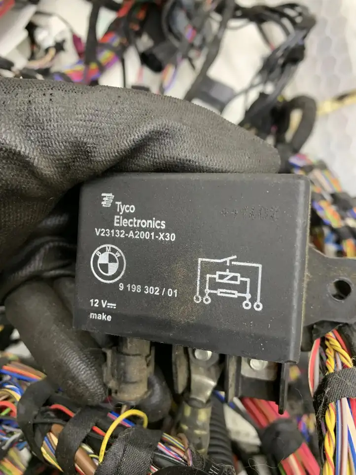 BMW X5 F15   CJ22441606864 Проводка панели