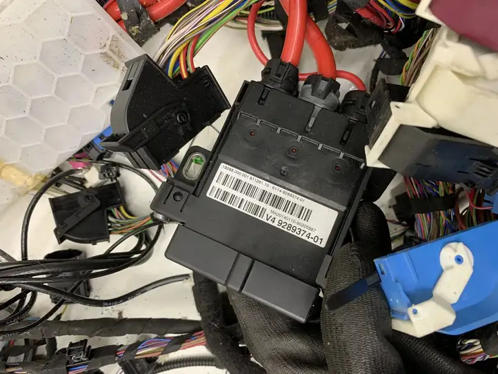 BMW X5 F15   CJ22441606864 Проводка панели