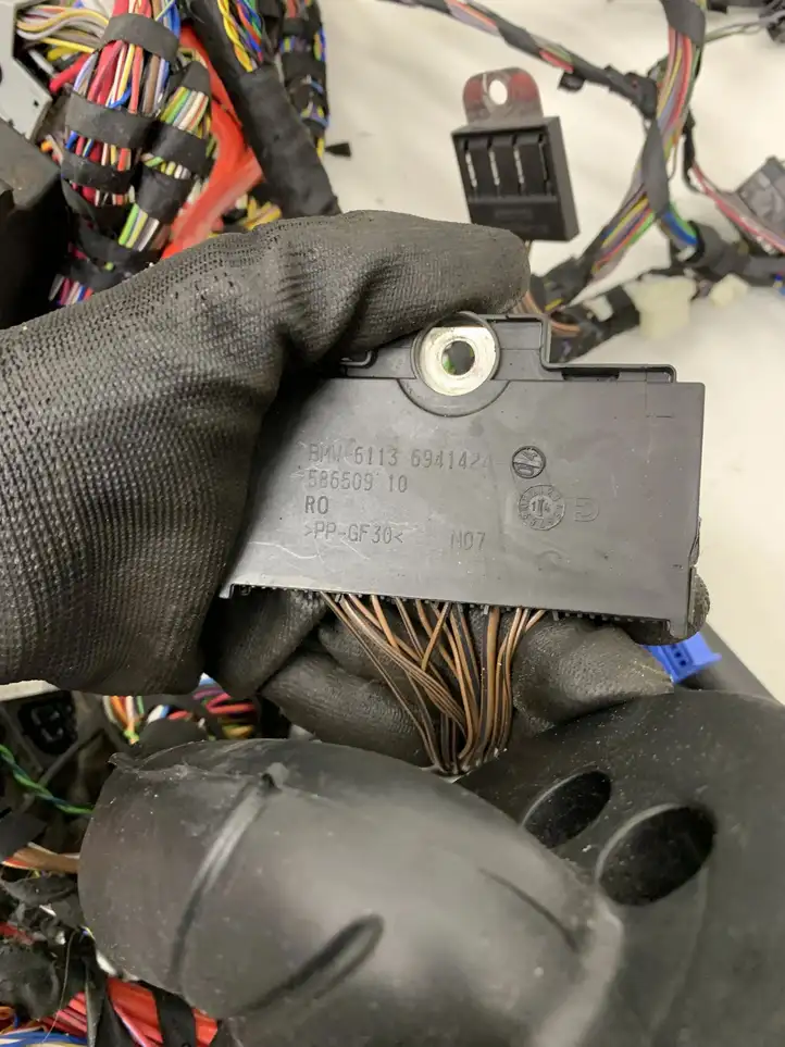 BMW X5 F15   CJ22441606864 Проводка панели