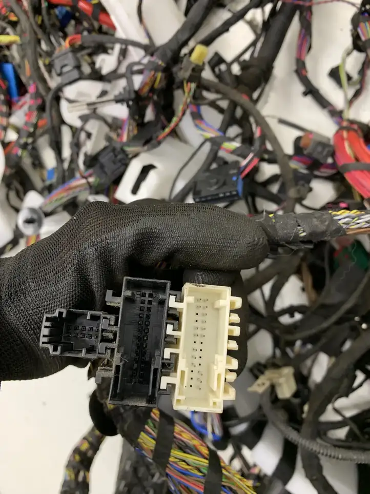 BMW X5 F15   CJ22441606864 Проводка панели