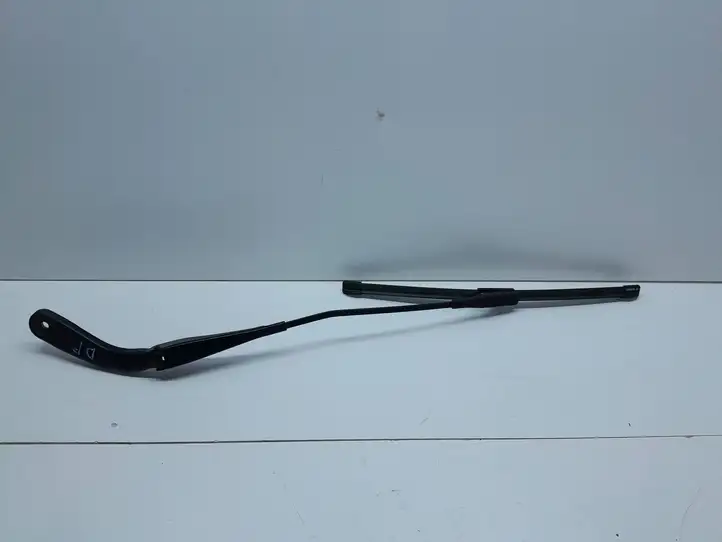 BMW 1 F20 F21 (2011 - 2019) W000026577B Рычаг стеклоочистителя — фото 1