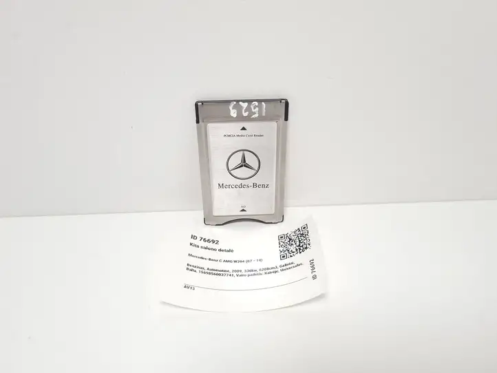 Mercedes-Benz C W204 (2007 - 2014) Прочие детали салона — фото 6