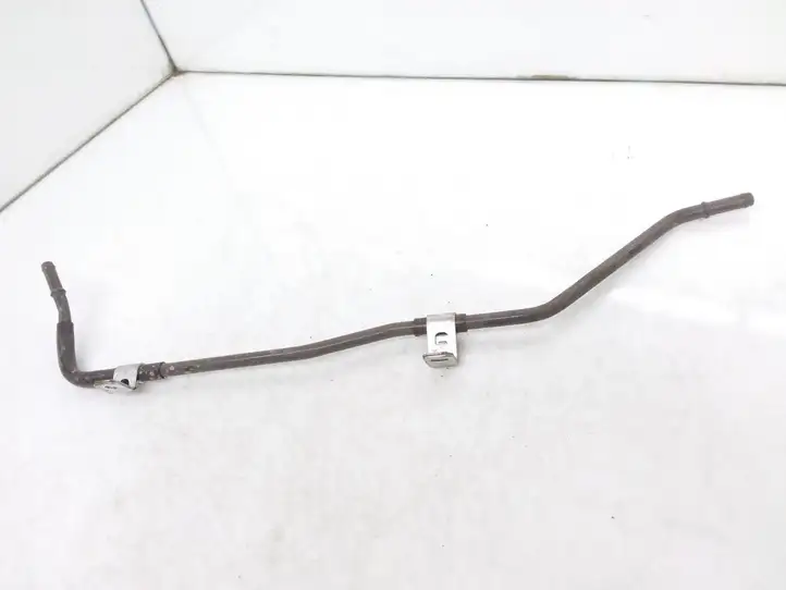 Toyota RAV 4 (XA40) (2012 - 2018) Трубка топливной системы — фото 3