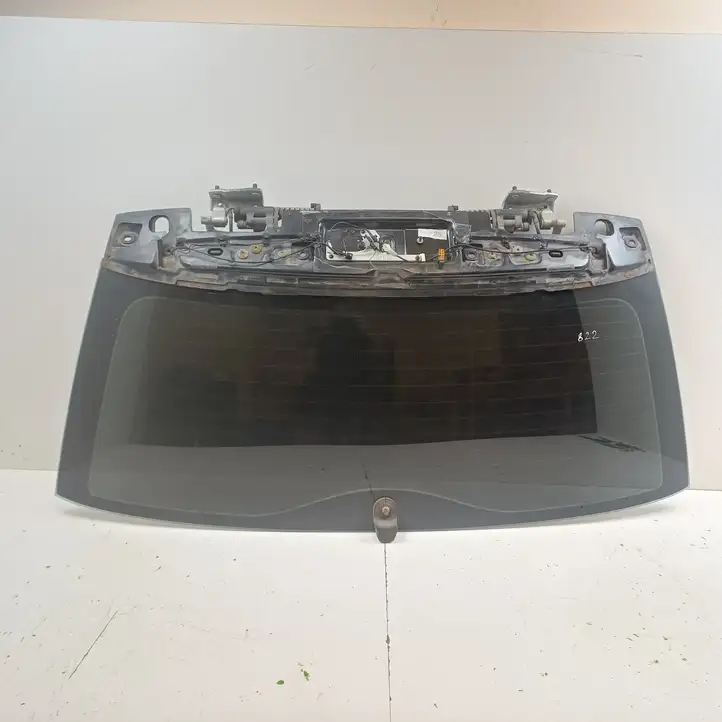 BMW 3 E46 (1998 - 2005)  43R001026 Открываемое стекло крышки багажника
