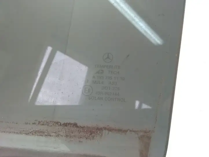 Mercedes-Benz ML W163 (1997 - 2005) Стекло задней двери — фото 3
