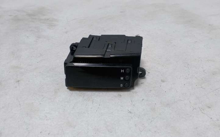 Chevrolet Epica (2006 - 2009)  96647243 Часы