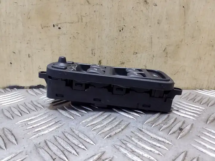 Volvo S60 (2010 - 2013) 31334346 Кнопка стеклоподъемников — фото 4