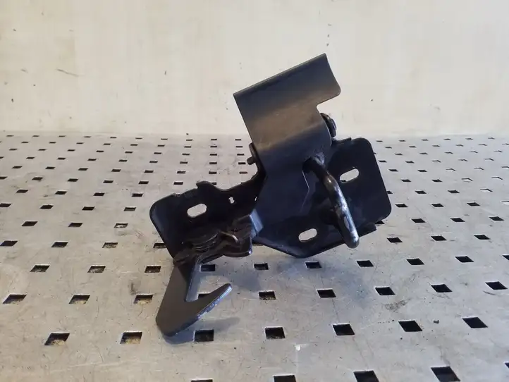 Seat Altea XL (2004 - 2015) 5P0823480 Кронштейн замка капота — фото 1