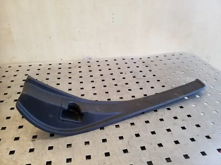 Subaru Forester SH (2008 - 2013) 94061PG020 Внутренняя отделка заднего порога — фото 1