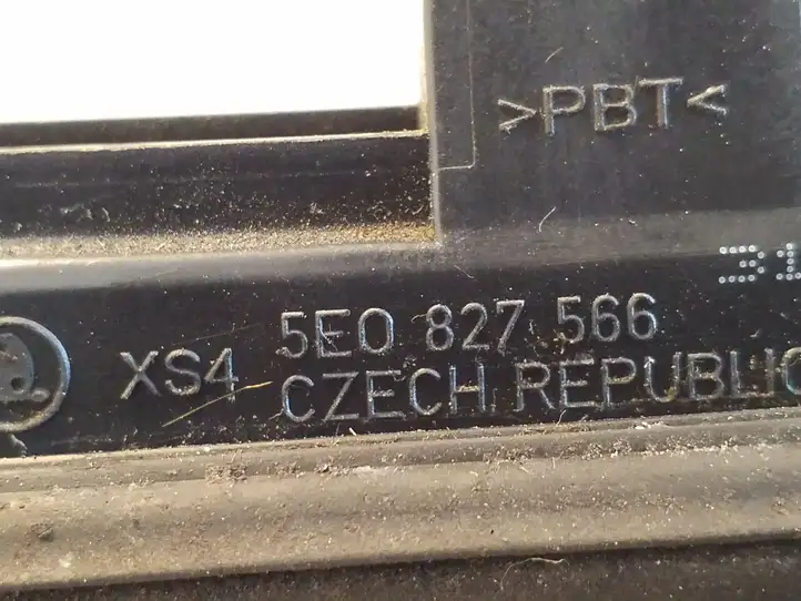 Skoda Octavia Mk3 (5E) (2013 - 2019) 5E0827566 Ручка багажной двери — фото 2