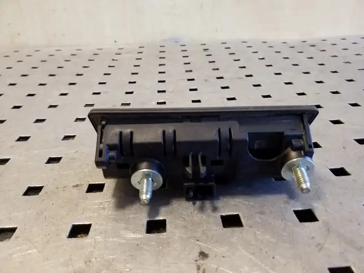 Volkswagen Tiguan (2007 - 2011) 5N0827566 Кнопка закрытия крышки багажника — фото 5
