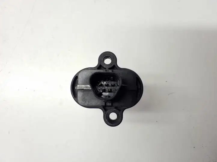 Opel Astra J (2012 - 2015) 0280218268 Датчик массового расхода воздуха — фото 4