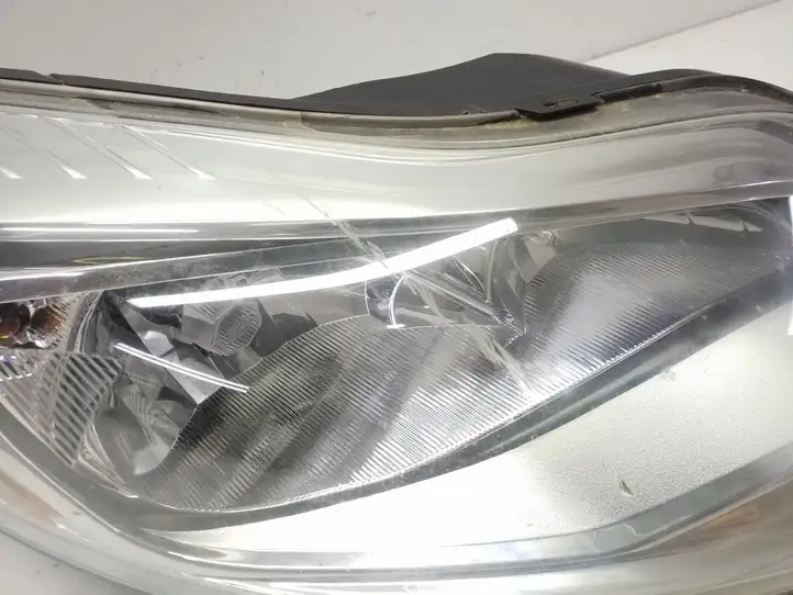 Ford Focus (2011 - 2015) BM5113W029E Передняя фара — фото 9