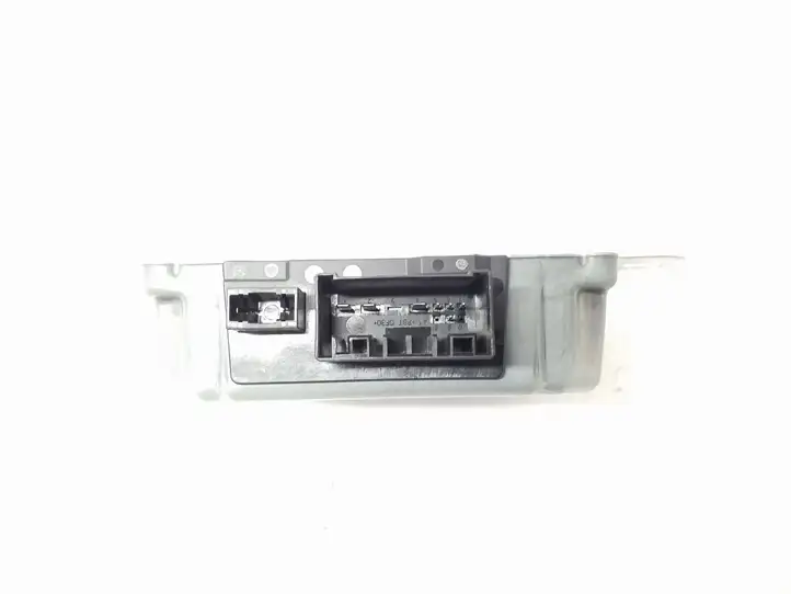 Opel Zafira B (2008 - 2014) 13306647 Блок GSM — фото 2