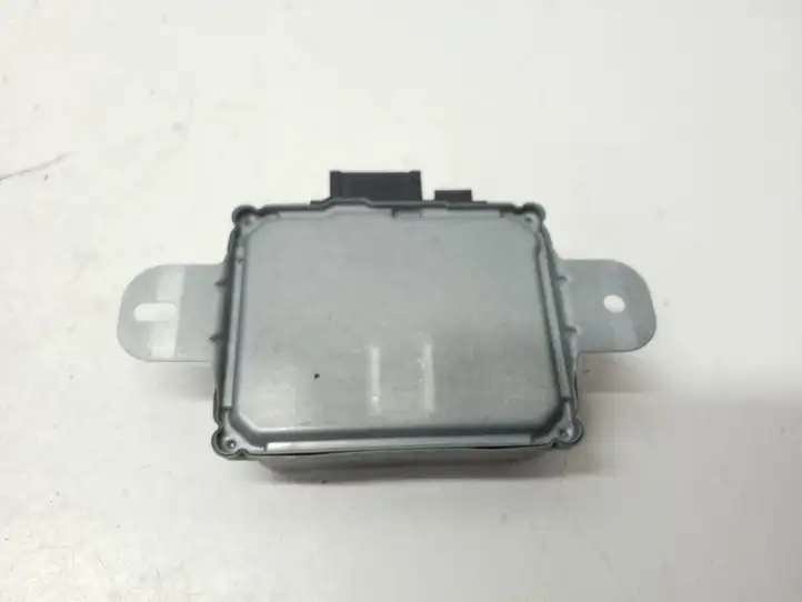 Opel Zafira B (2008 - 2014) 13306647 Блок GSM — фото 3