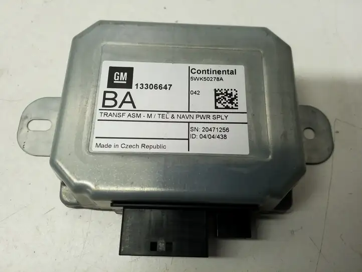 Opel Zafira B (2008 - 2014) 13306647 Блок GSM — фото 4
