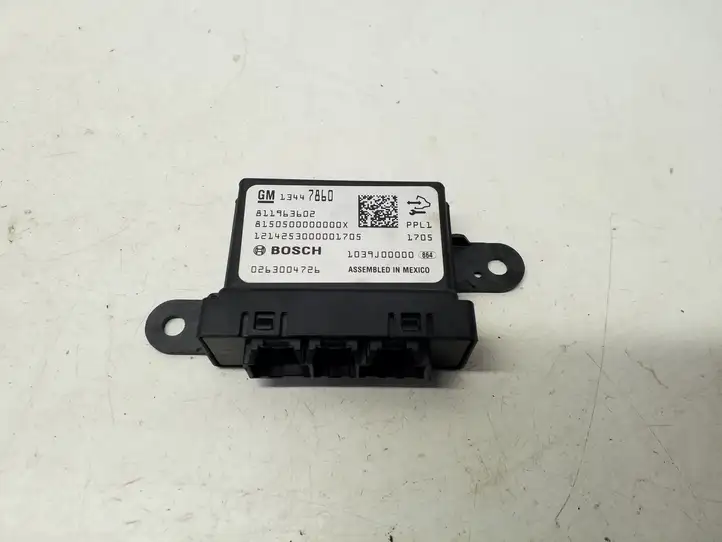 Opel Meriva B (2010 - 2014) 13447860 Блок управления парктрониками — фото 1