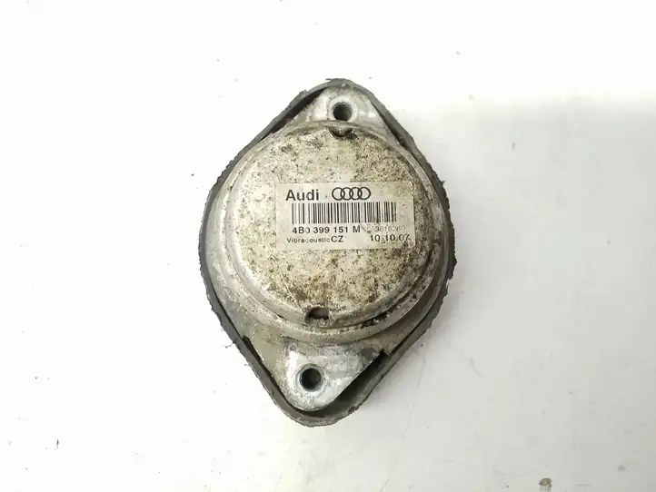 Audi A6 S6 C6 4F (2004 - 2008) 4B0399151M Опора двигателя — фото 2