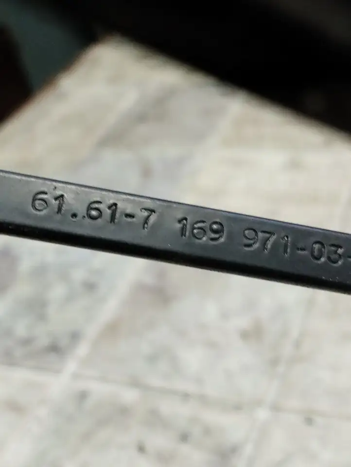 BMW 1 E81 E87 (2004 - 2011) 61617169971 Рычаг стеклоочистителя — фото 2